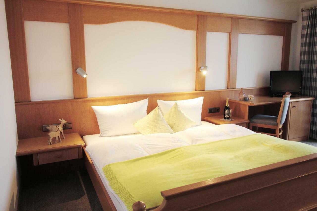 Gästehaus Gaymann Oberstdorf Zimmer foto