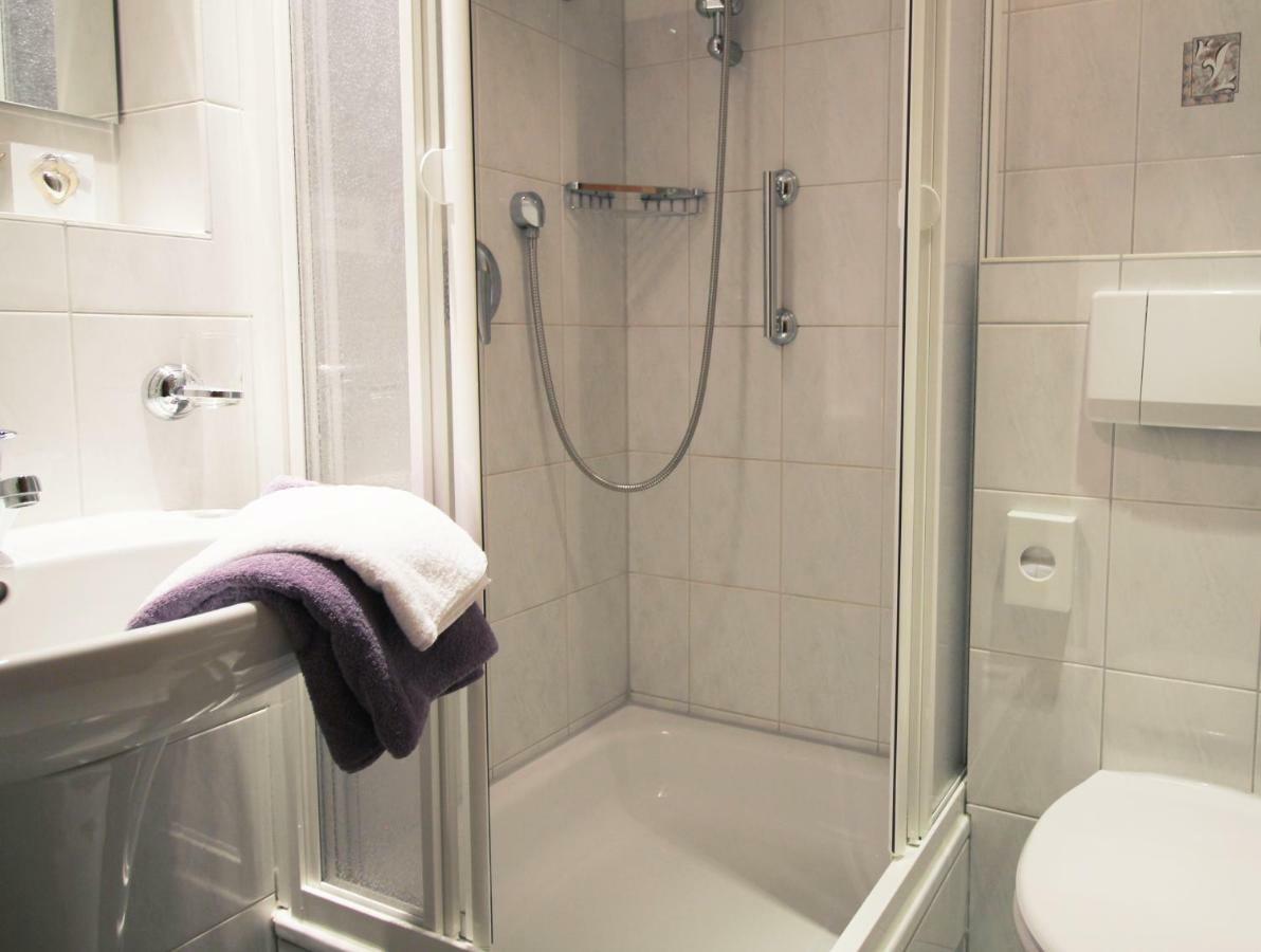Gästehaus Gaymann Oberstdorf Zimmer foto